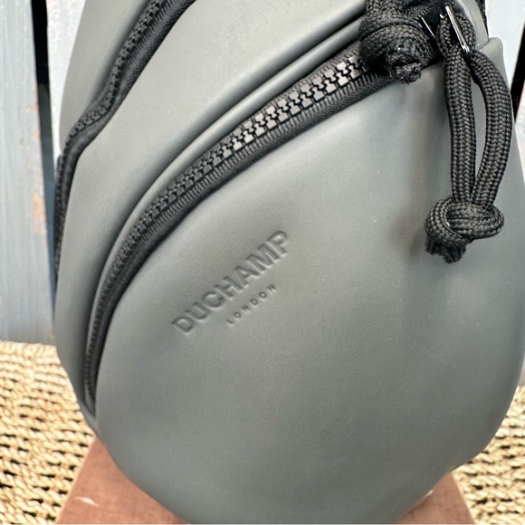 Duchamp London Sling Bag Backpack Rubberized Charcoal - Picture 4 of 15